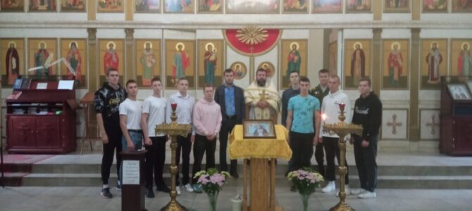 29 июня 2023 года настоятель храма принял участие в мероприятиях на выпускном вечере старшеклассников СШ№14 г. Липецка.