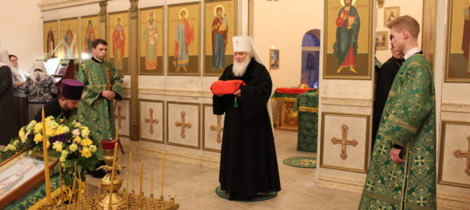 14.01. и 15.01. 2025 г. в храме прп. Серафима Саровского г. Липецка состоялось архиерейское богослужение, которое возглавил глава Липецкой митрополии митрополит Липецкий и Задонский Арсений. 14.01. и 15.01. 2025 г. в храме прп. Серафима Саровского г. Липецка состоялось архиерейское богослужение, которое возглавил глава Липецкой митрополии митрополит Липецкий и Задонский Арсений.