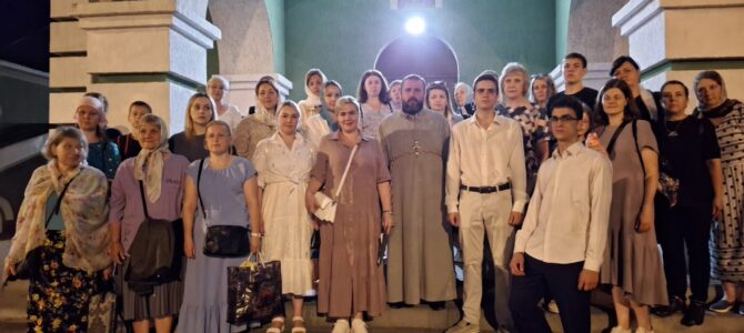 26 и 27 июля 2025г. прихожане храма прп. Серафима Саровского совершили паломническую поездку в п. Дивеево. 