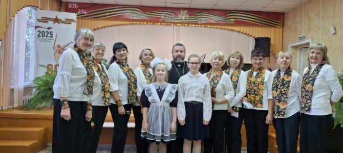 30 сентября в день памяти святых мучениц Веры, Надежды, Любви и матери их Софии настоятель храма посетил детскую музыкальную школу №9 г. Липецка.